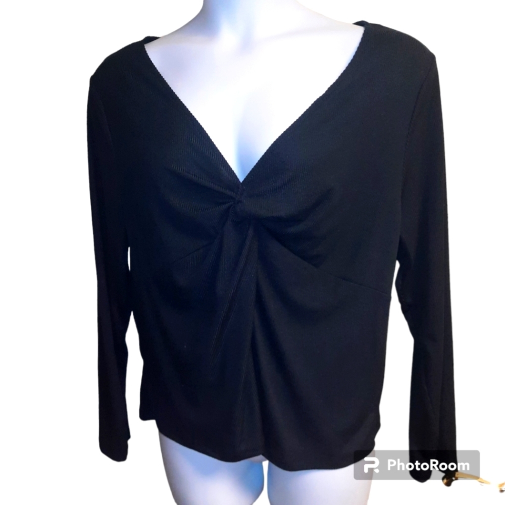 Hippie Rose Long Sleeve Top Nwt